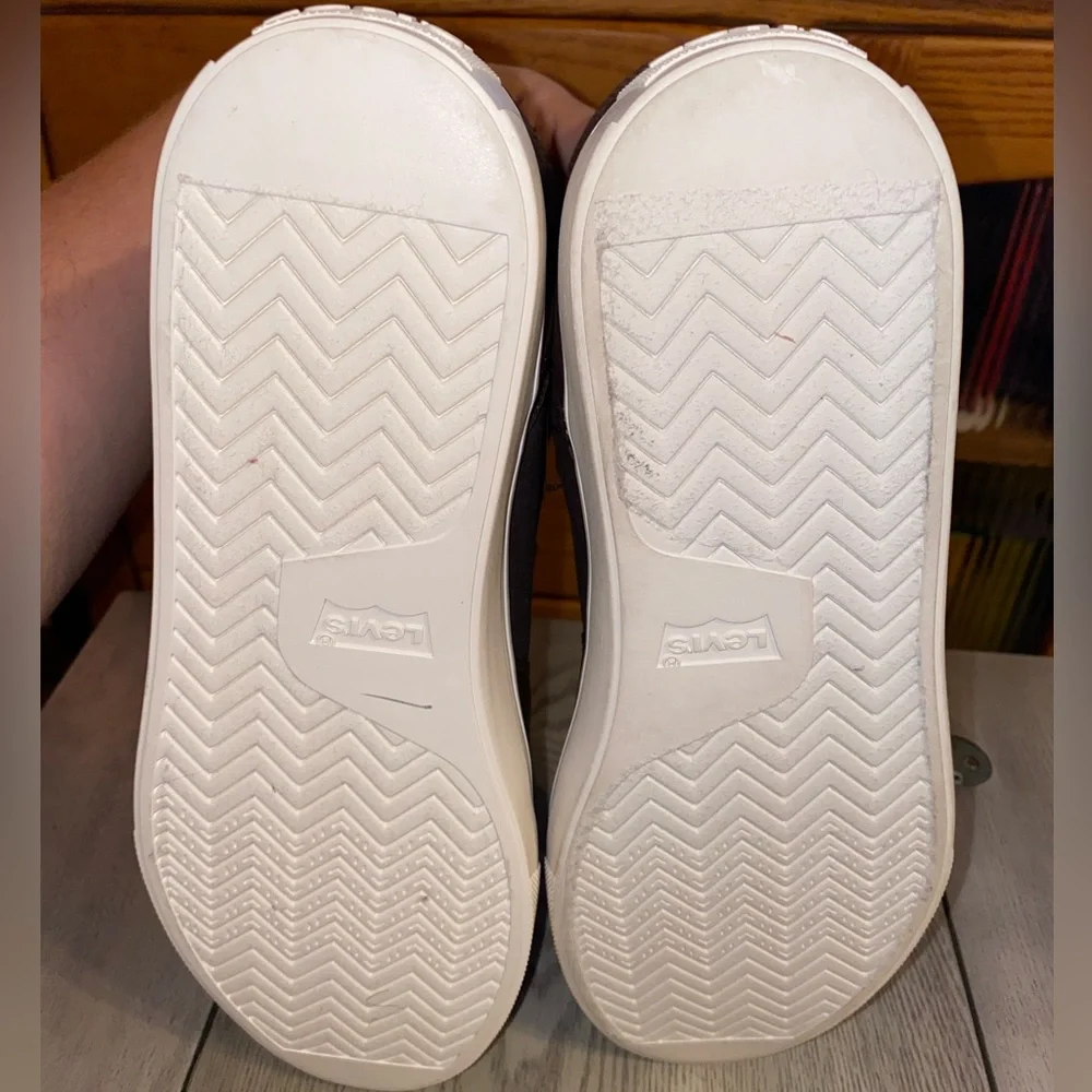 Mens Levi’s 501 Brown Faux Leather Mid Shoes Size 9.5(10) - Picture 5 of 5